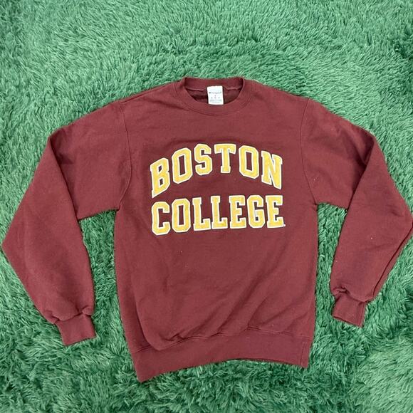 Champion Tops - Boston College Maroon Pullover Crewneck Women's Small Sweatshirt Embroidered